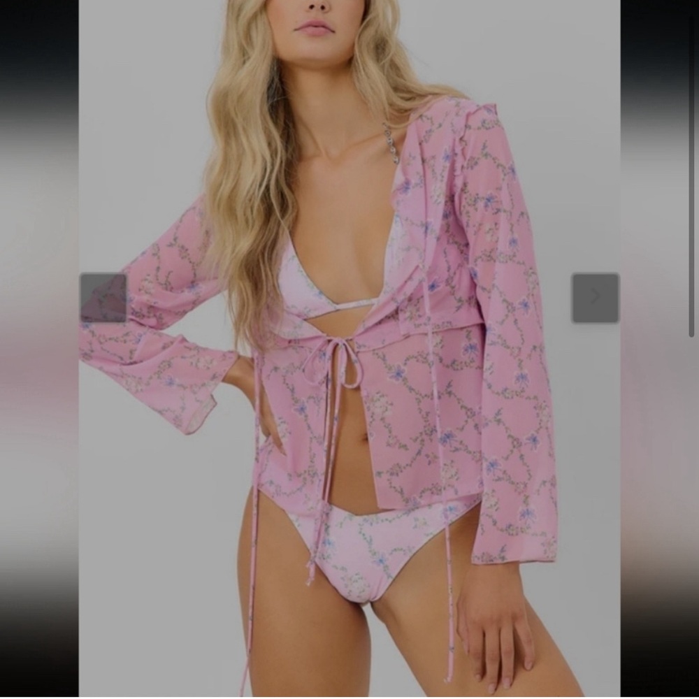 NWT Frankie's Bikinis "Molly" Pink Barbie Ditsy Floral Sheer Top/ Cover-Up M